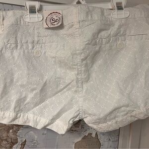 SO White Eyelet Scalloped-Hem Shorts